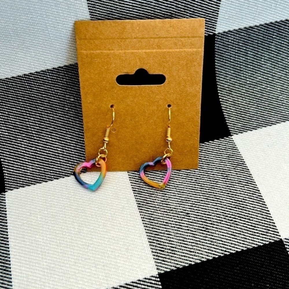 NEW Heart Shaped Earrings